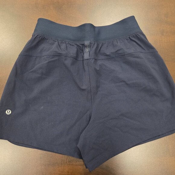 Lululemon License to Train High-Rise Short 4", True Navy, size 4 - Picture 5 of 7